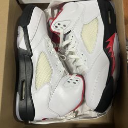 Retro Jordan 5 