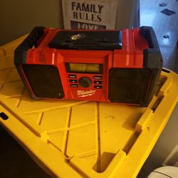 Milwaukee Jobsite Radio