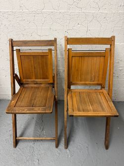 Wooden Folding Chairs – Set of 2