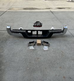 Toyota Tacoma 2016. 2023 Rear Bumper.