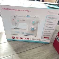 Singer simple sewing Machine 2263