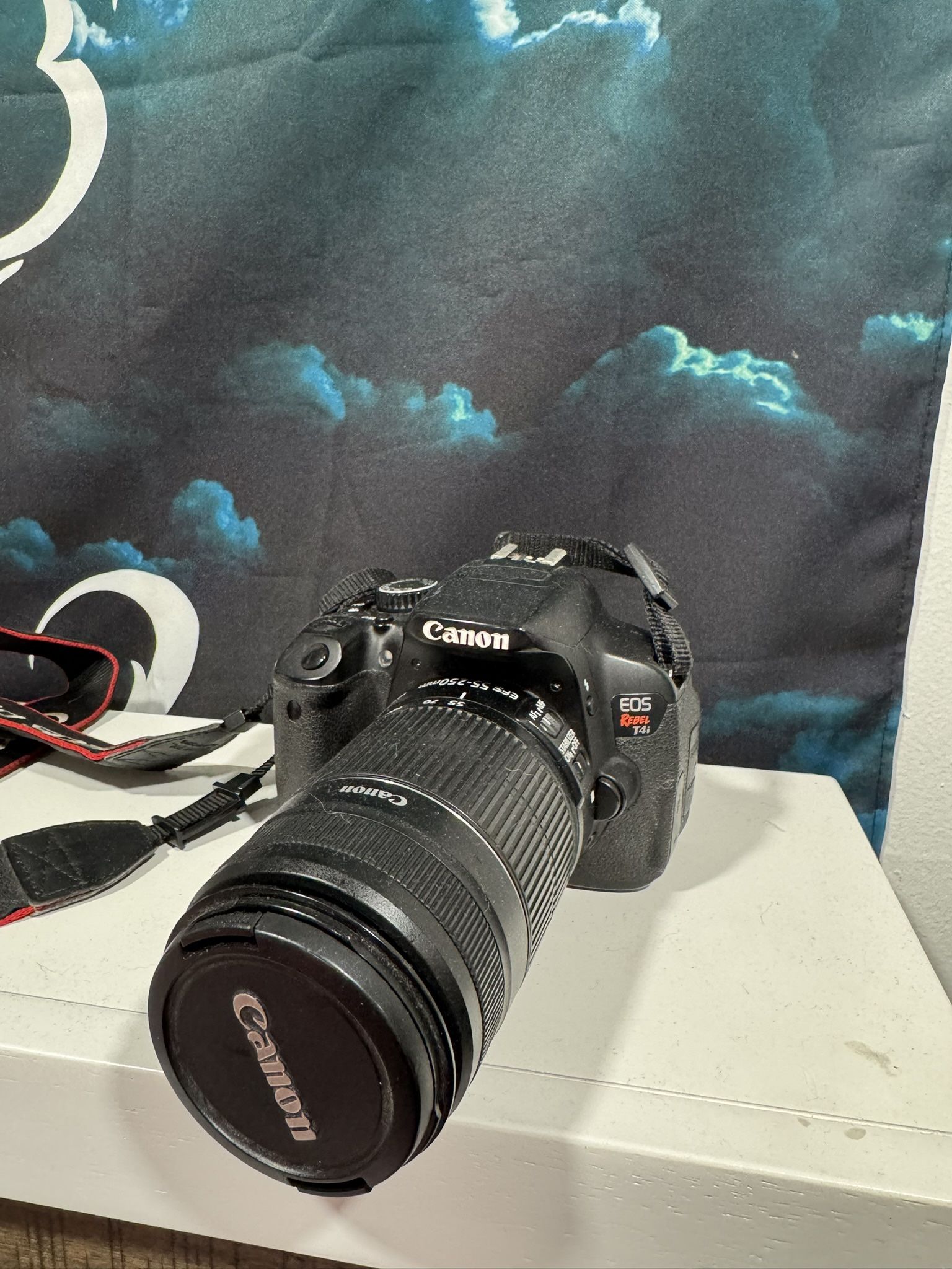 Canon Rebel T4i (DSLR)