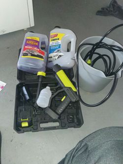 Seese portable pressure washer with accessories
