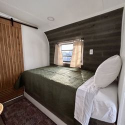 Travel Trailer Rv Vintage 1972