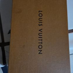 Im Selling This Wallet Never Used It Im Asking 80 No Lower Ive Had It In My Closet 