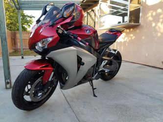 2008 honda cbr 1000rr