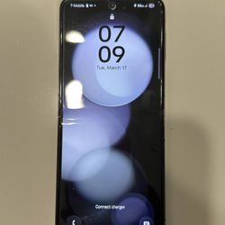 Samsung Galaxy Z Flip5 