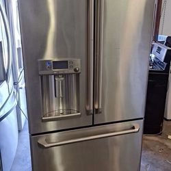 GE French Door Refrigerator 