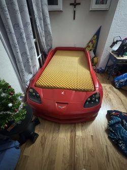 Twin Car Bed