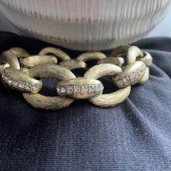 Vintage Heavy Gold Tone Brushed Open Link Rhinestone Bracelet