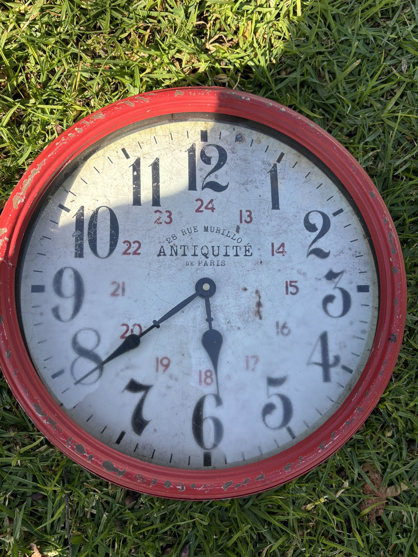 28 Rue Murillo Antique De Paris Clock