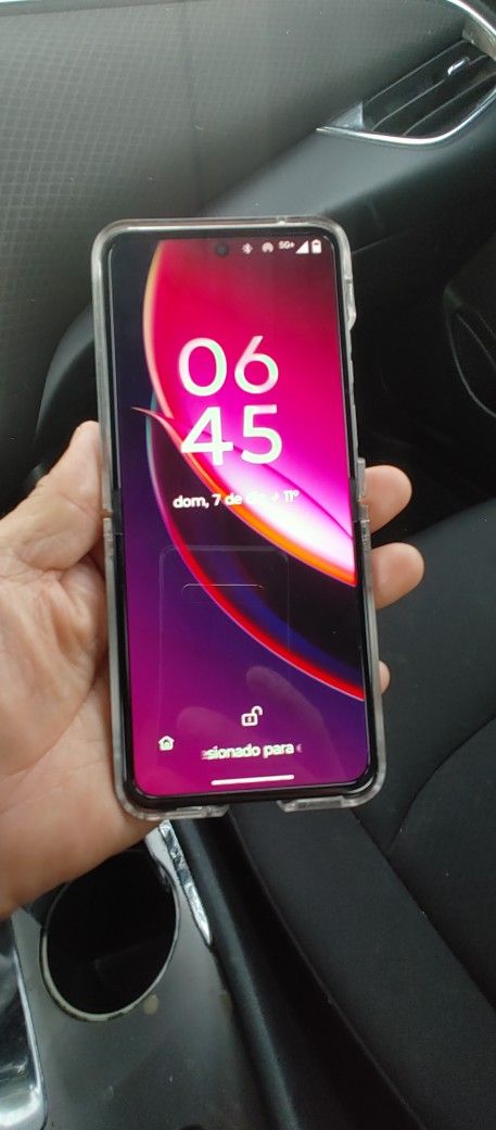 Moto Razar 2024 256gb 8ram 5G