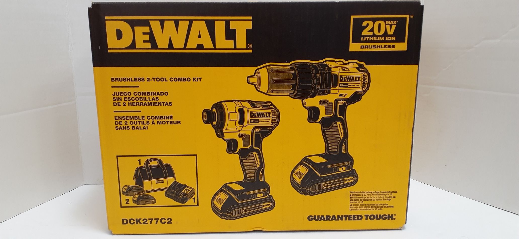 DEWALT 2-Tool 20-Volt Max Brushless Power Tool Combo Kit with Soft Case (Charger Included and 2-Batteries Included)brand new nuevo