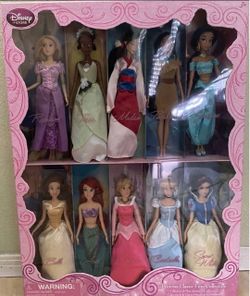 RARE AND NEW - 2012 Disney Princess 12-inch Dolls Classic Film Collection (Disney Store Exclusive)