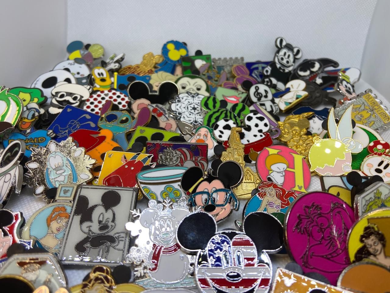 15 Disney Pins Random Assorted , Good Deal