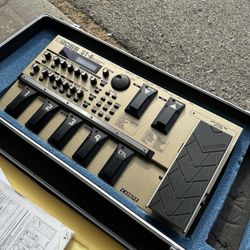 Boss GT-6 Guitar pedalboard W/ Case
