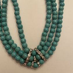 Pretty Blue Howlite & Austrian Crystals 18" Necklace