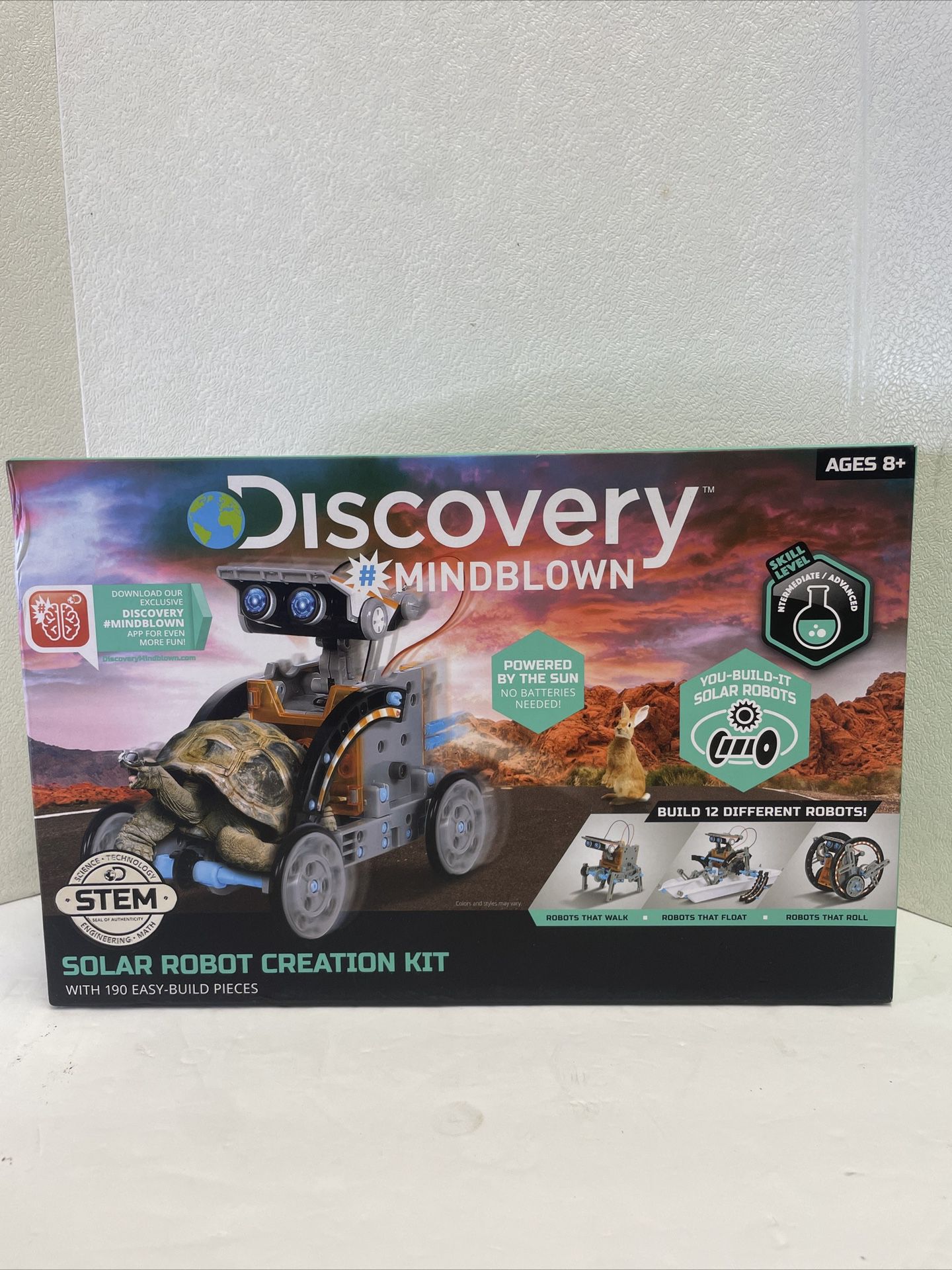 Discovery Kids Mindblown STEM 12-in-1 Solar Robot Creation 190-Piece Kit - New
