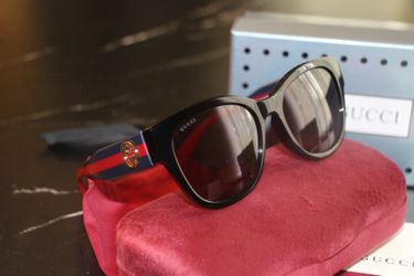 Gucci Classic Sunglasses