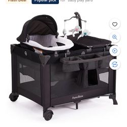 Bassinet With Changing Table 