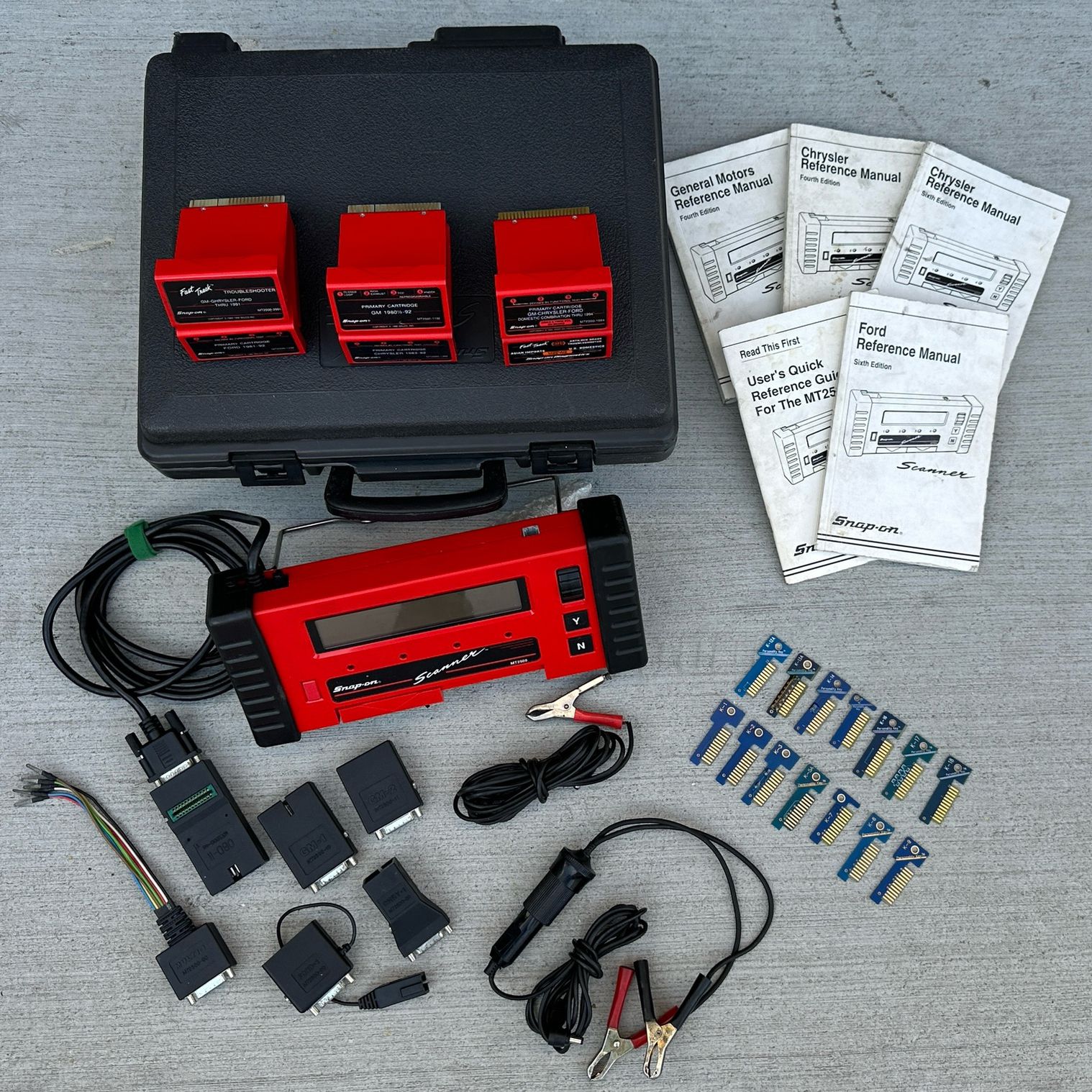 Snap-on Tools MT2500 Super Deluxe Scanner kit With Extras 