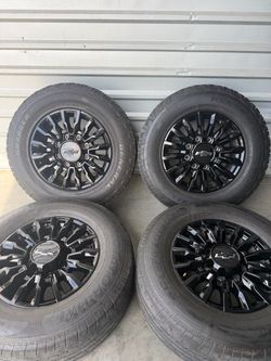 Chevy Silverado 2500/3500 Z71 Factory Wheels