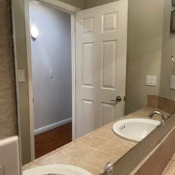 🧼✨ Sparkle Clean Home – Professional Cleaning Services ✨🧼