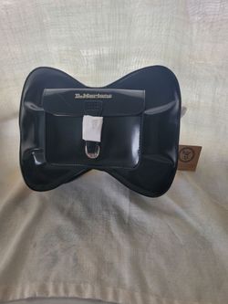 Dr.martens purse
