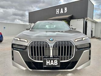 2024 BMW 740i