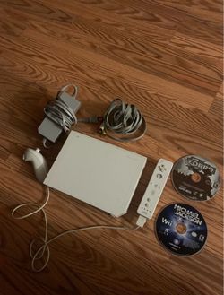 Nintendo Wii Console Bundle with Games