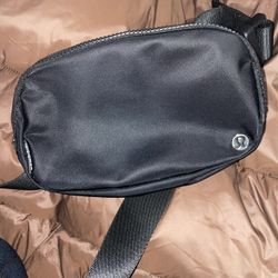 lululemon everywhere belt bag fanny pack