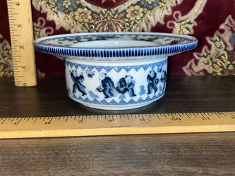 Vintage Chinese Porcelain Blue & White Brush Wash