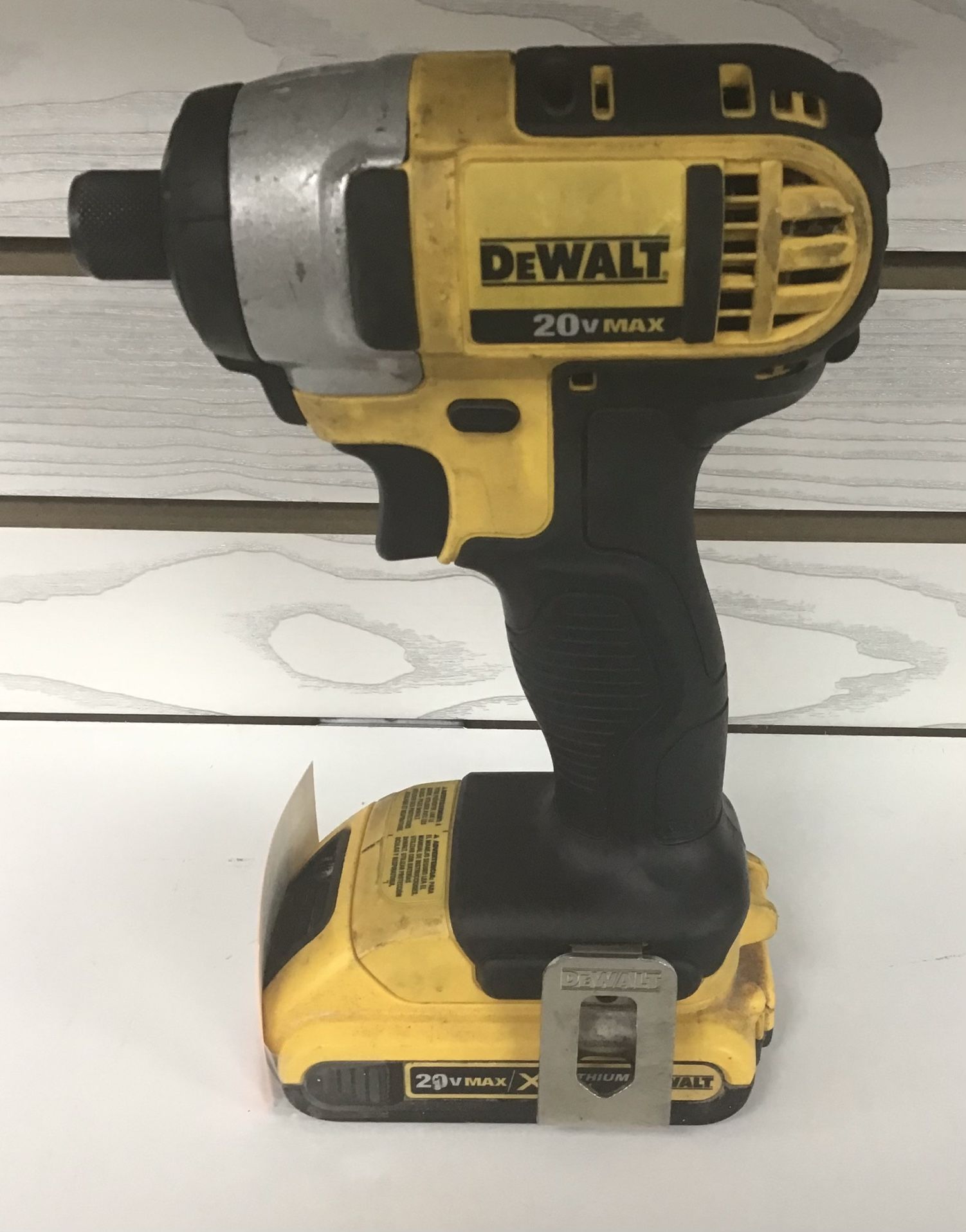 Dewalt 20V Max 1/4” Hex Impact Driver w/ Battery