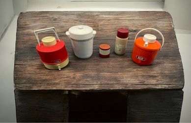 *VINTAGE JUGS/CONTAINERS *
