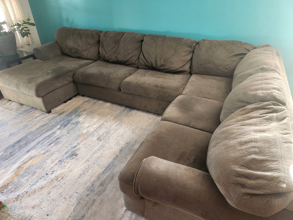 Sectional Couch - 90" Right Side X 134" Middle X 60" Chaise