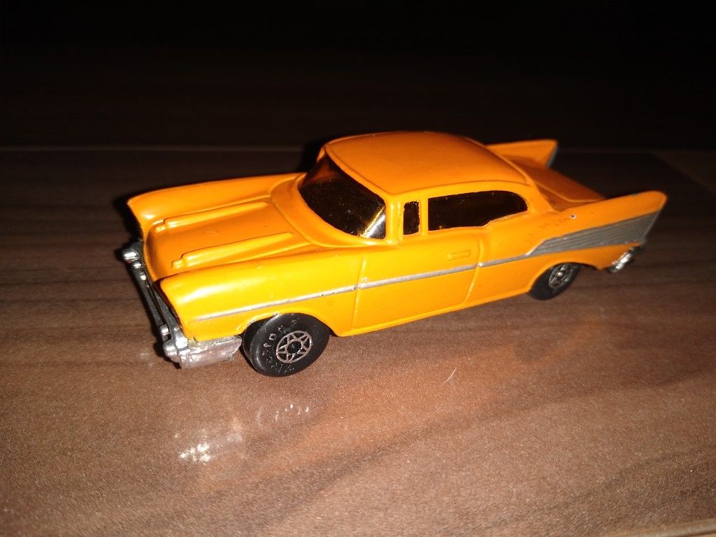 57 Chevy diecast collectible toy model car