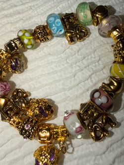 Preloved Pandora Style bracelet
