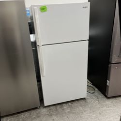 white whirlpool refrigerator