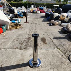 ST0347-152 Stainless Pedestal 25"x 4 5/8"