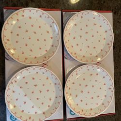 4 dishware sets, plates, flower pattern with boxes