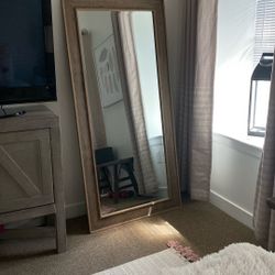 Leaning Wall mirror 