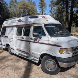 1996 Leisure Travel Freedom Widebody 