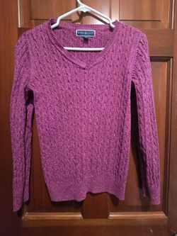 2 Karen Scott Cable Knit V-Neck Sweater