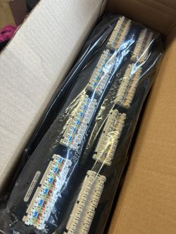 COMMSCOPE PATCH PANEL