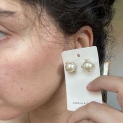 Pearl Earrings 