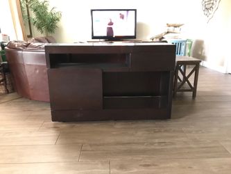 2 console tables with reversible glass tops