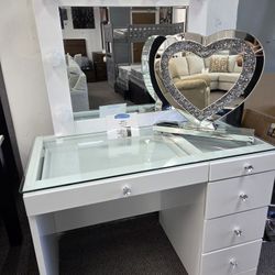 🍀🍀 Vanity White