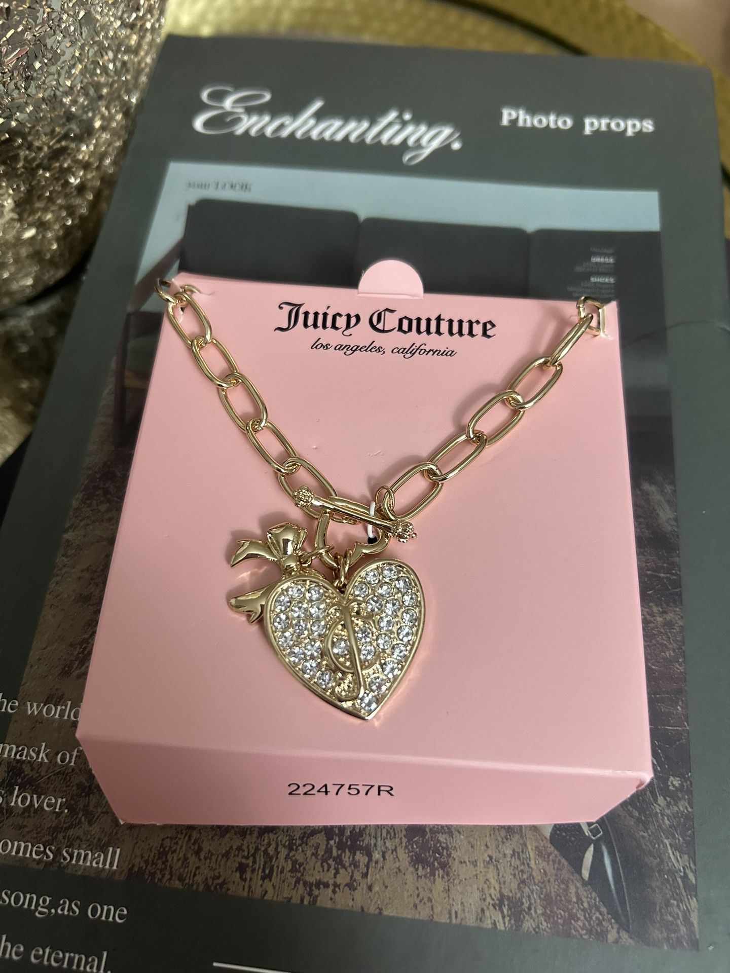 juicy couture heart necklace