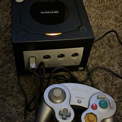 Gamecube And Controller