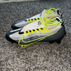 Vapor Edge 360 Nike Cleats Men’s  Size 9.5 